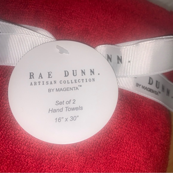 Rae Dunn Valentines Day Hand Towels Set of 2 NEW - Picture 3 of 4